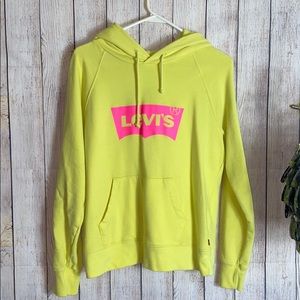 Levi’s sweatshirt